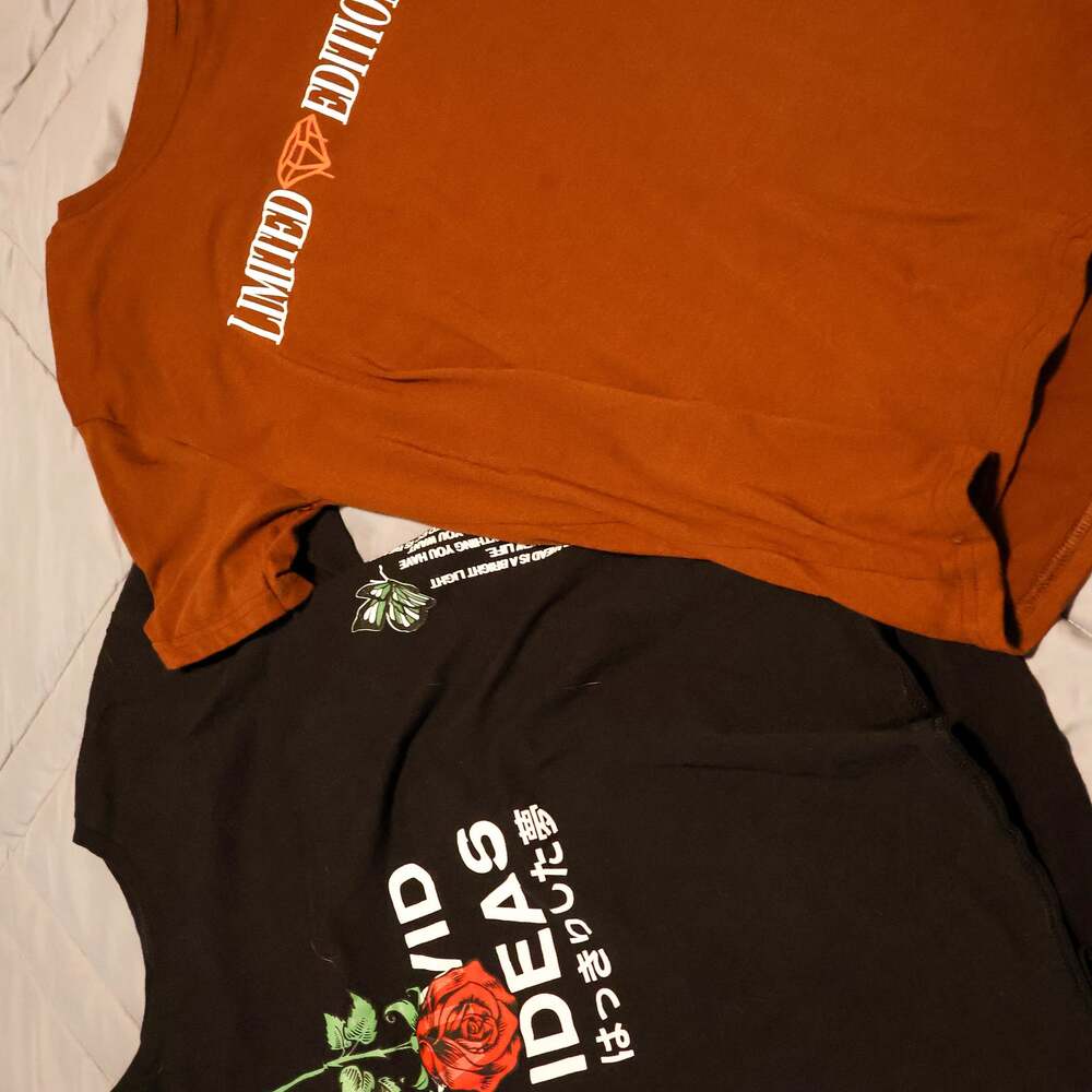 Graphic T-shirt 2 for 1